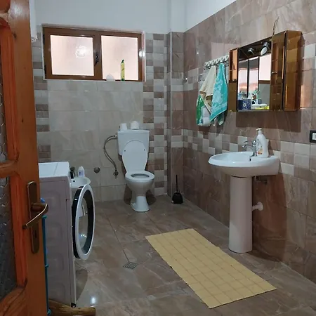 Shtepi Me Qera Prázdninový dům *