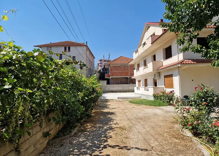 Shtepi Me Qera Hébergement de vacances